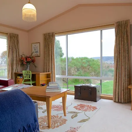 Riversdale Estate Cottages Cambridge Room photo