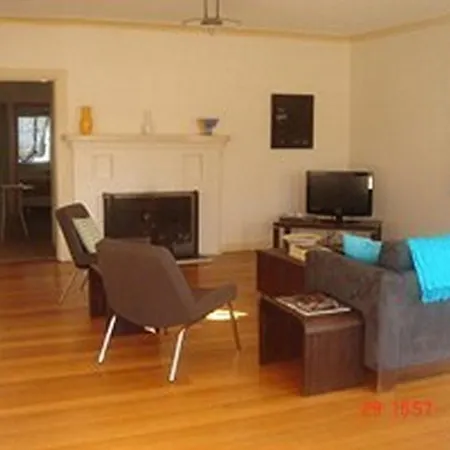 Riversdale Estate Cottages Cambridge Room photo